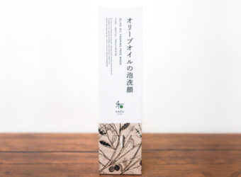 オリーブオイルの泡洗顔